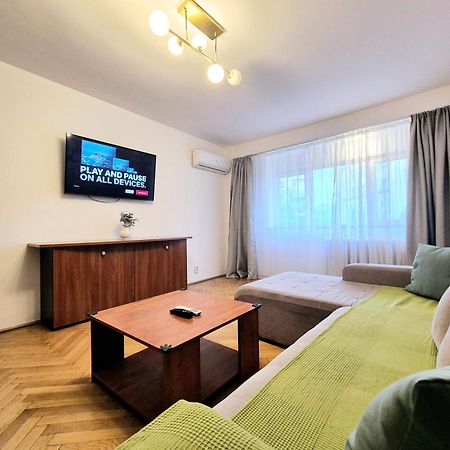 Tranquil Unirii Residence - Elegant & Spacious Living With Parking Steps From Parliament Bucureşti Eksteriør bilde