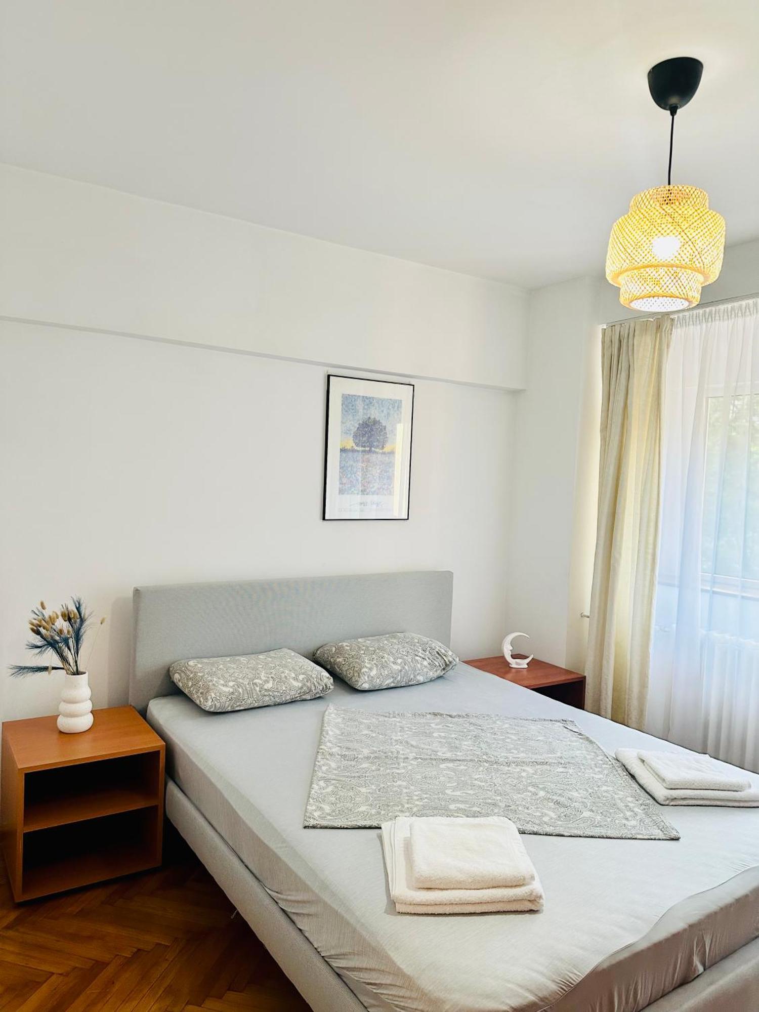 Tranquil Unirii Residence - Elegant & Spacious Living With Parking Steps From Parliament Bucureşti Eksteriør bilde