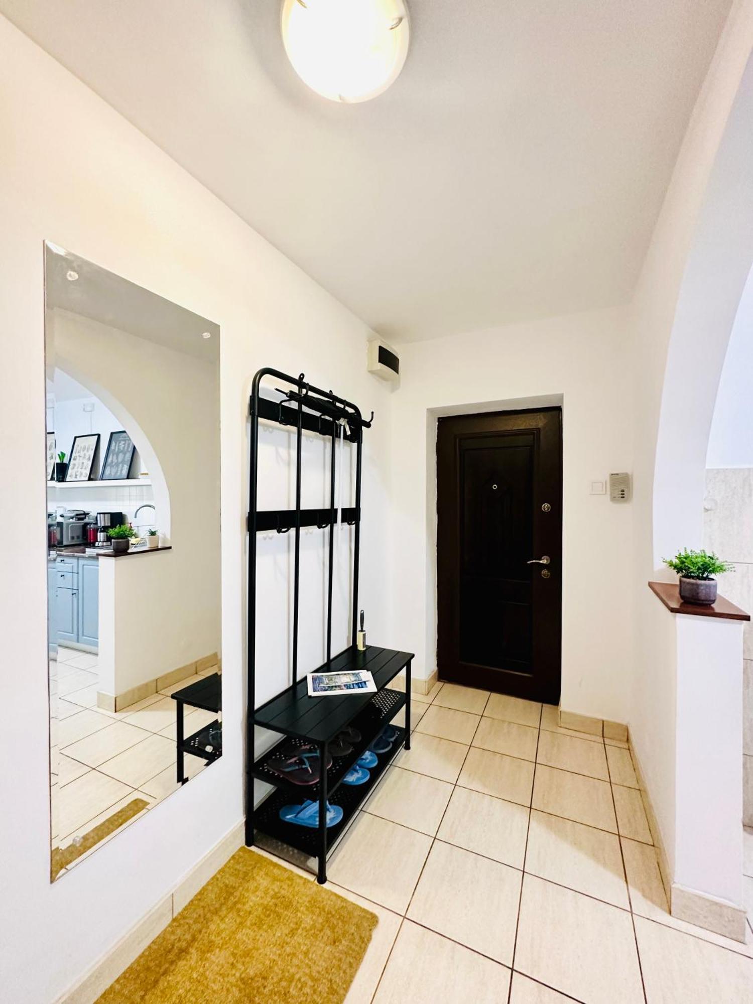 Tranquil Unirii Residence - Elegant & Spacious Living With Parking Steps From Parliament Bucureşti Eksteriør bilde