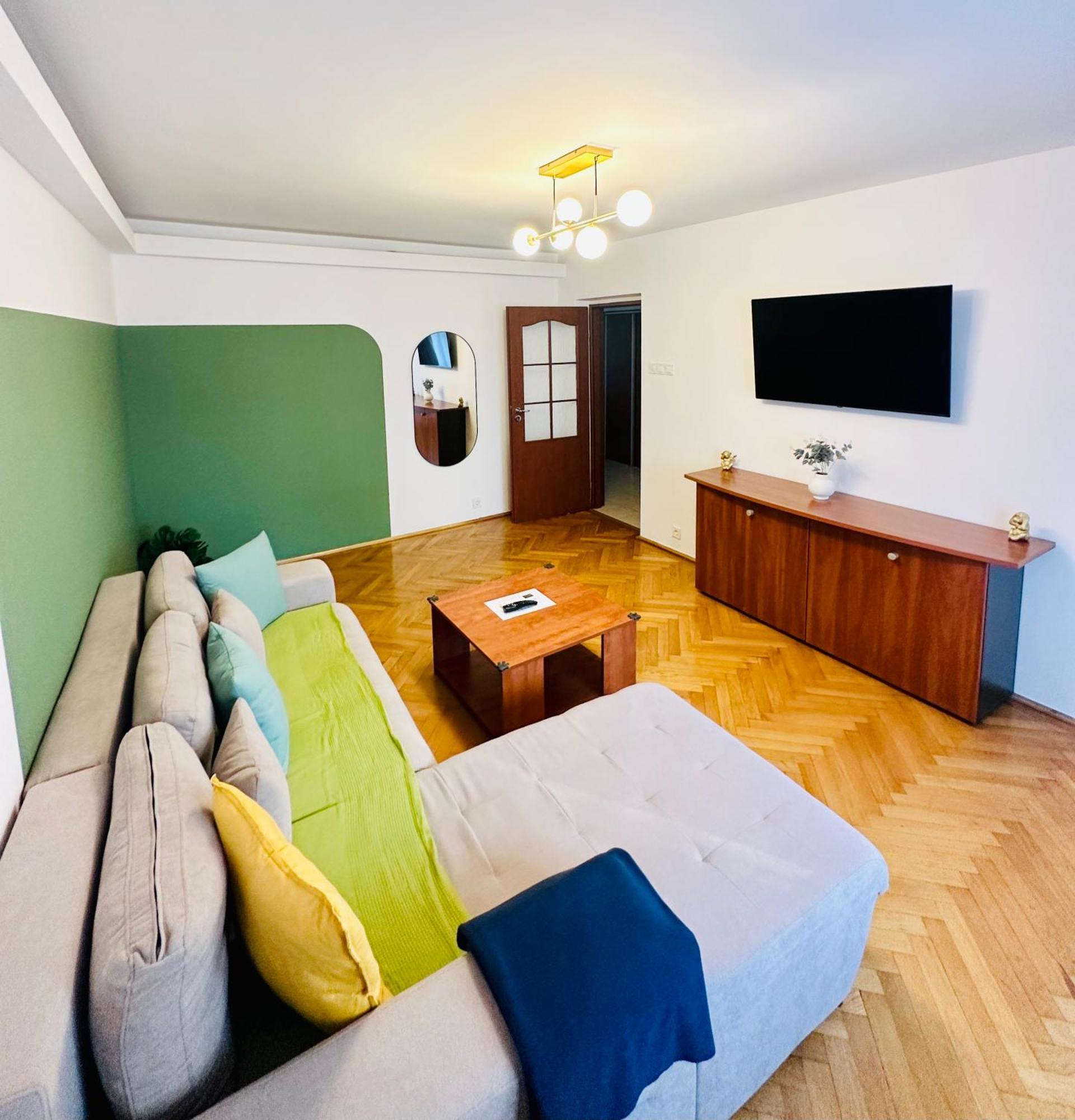 Tranquil Unirii Residence - Elegant & Spacious Living With Parking Steps From Parliament Bucureşti Eksteriør bilde