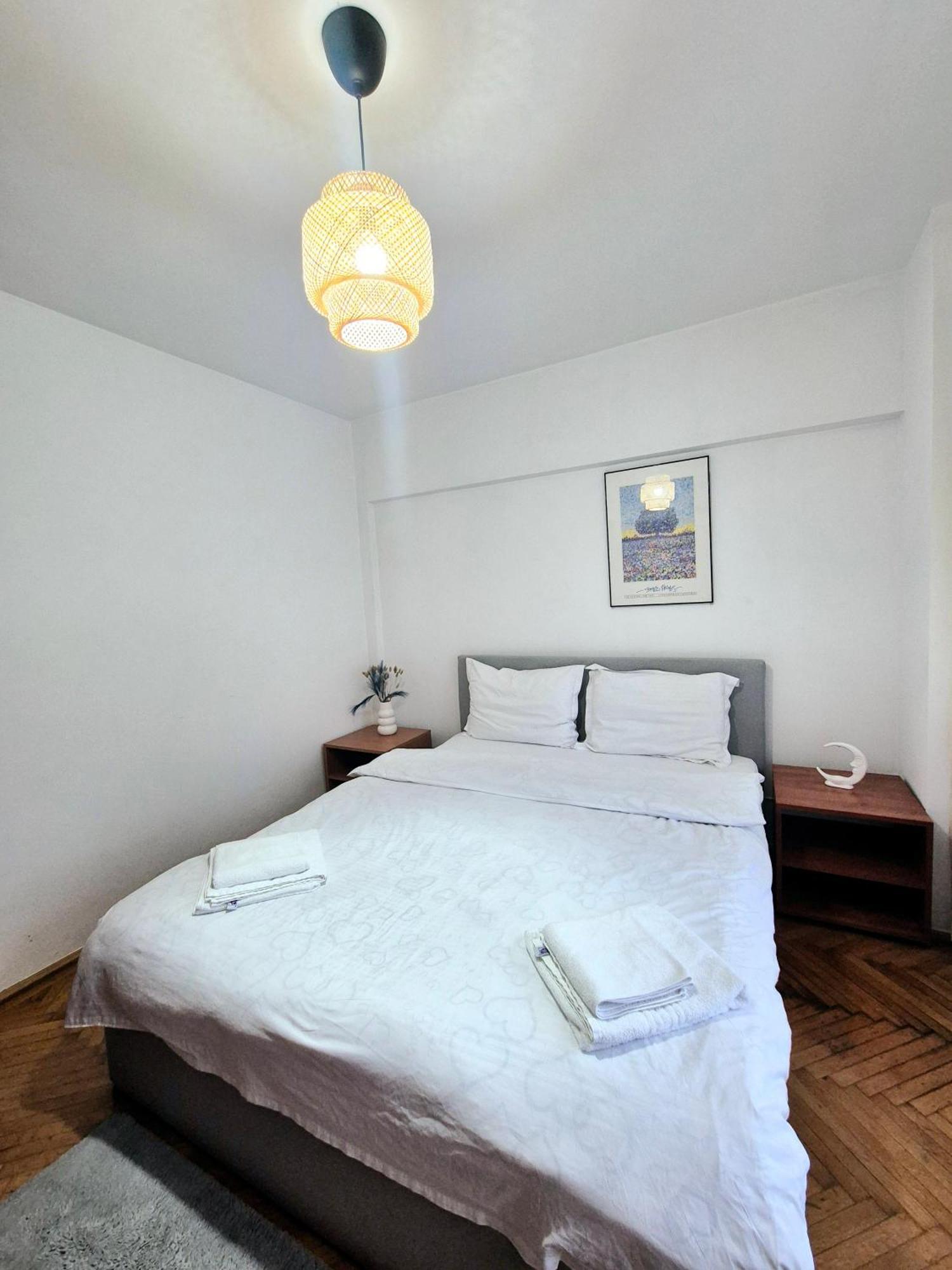 Tranquil Unirii Residence - Elegant & Spacious Living With Parking Steps From Parliament Bucureşti Eksteriør bilde