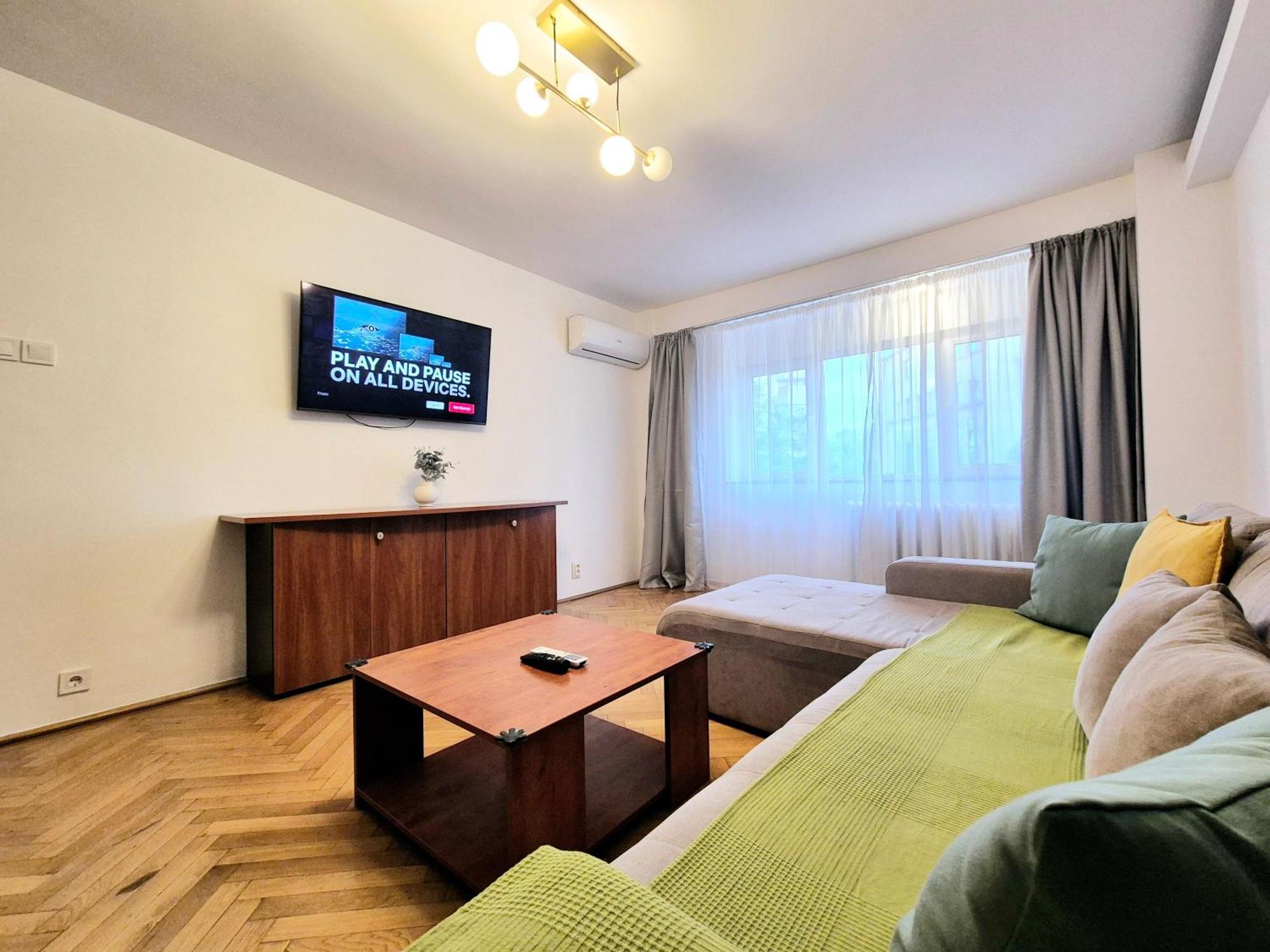 Tranquil Unirii Residence - Elegant & Spacious Living With Parking Steps From Parliament Bucureşti Eksteriør bilde